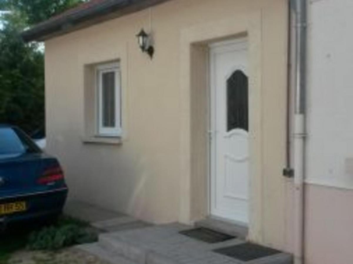 Charmant Gite A Etain, Tout Inclus, Proche Verdun Avec Terrasse Et Parking - Fr-1-585-3 외부 사진